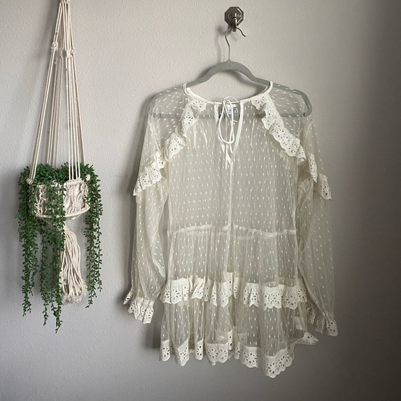 NWOT - PRINCESS POLLY - WHITE MESH COVER UP - Picture 3 of 9